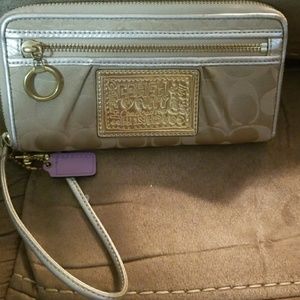 Coach Poppy Gold zip around wallet wristlet